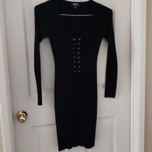 Long sleave black dress